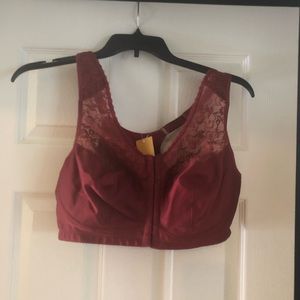 Bra, nwt 46B